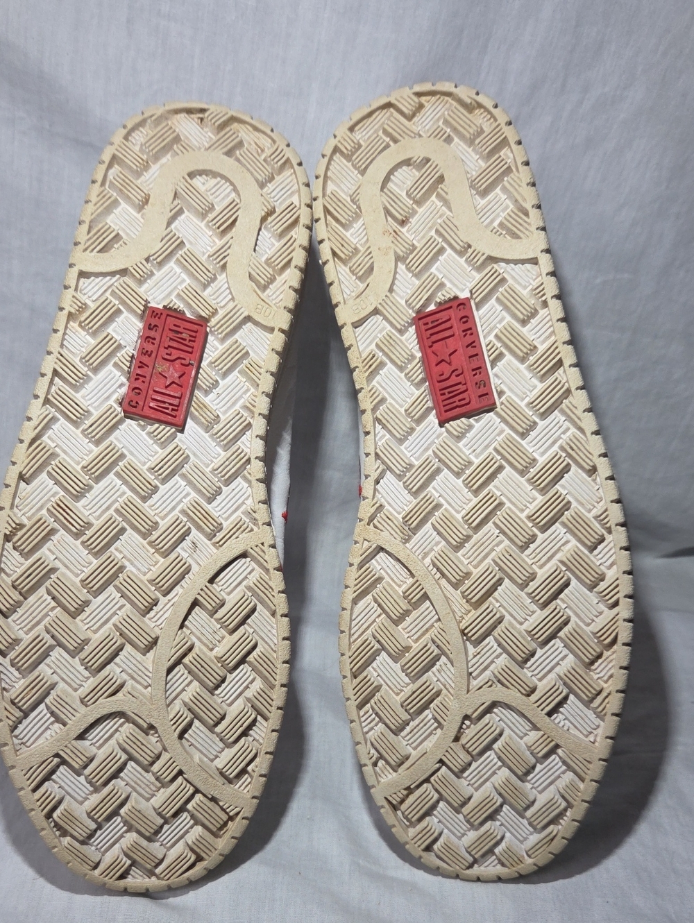 CONVERSE ALL STARS White And Red Sneakers / Tennis Shoes Mens 10 Womens 12 - Picture 5 of 6